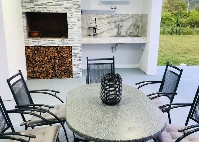 Vikendica House Maya *